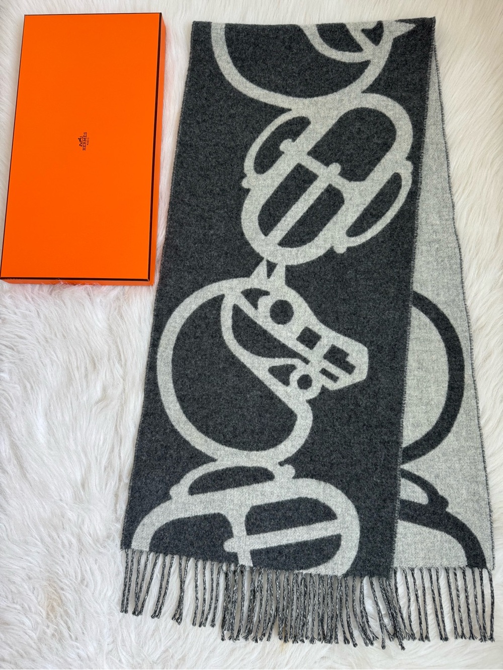 Hermes cashmere grey Boucles et Camails muffler scarf with box and full set